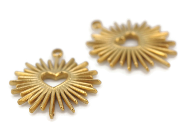 Breloque soleil cœur doré 22 mm – Acier inox PVD bijoux DIY