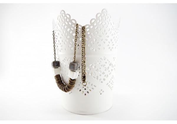 DIY - Kit Collier mi-long Bronze et Porcelaine - Chaine couleur bronze et perles en porcelaine effet irrisé